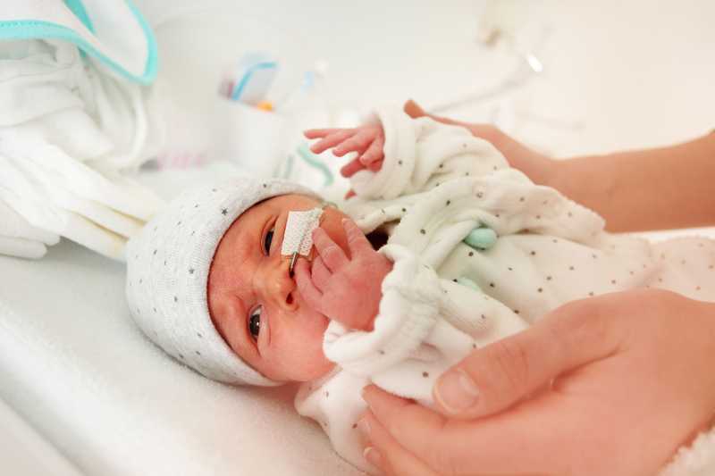 UTI Neonatal: cuidado especial com o bebê prematuro